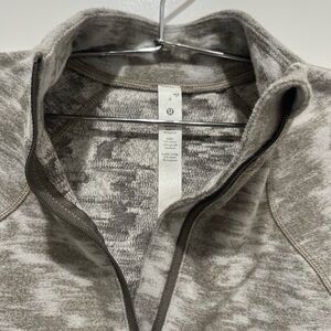 Lululemon Athletica Deep Green/Gray Camouflage Style Quarter Zip